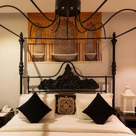 Villa Monument Hotel Aliayabiagba Extérieur photo